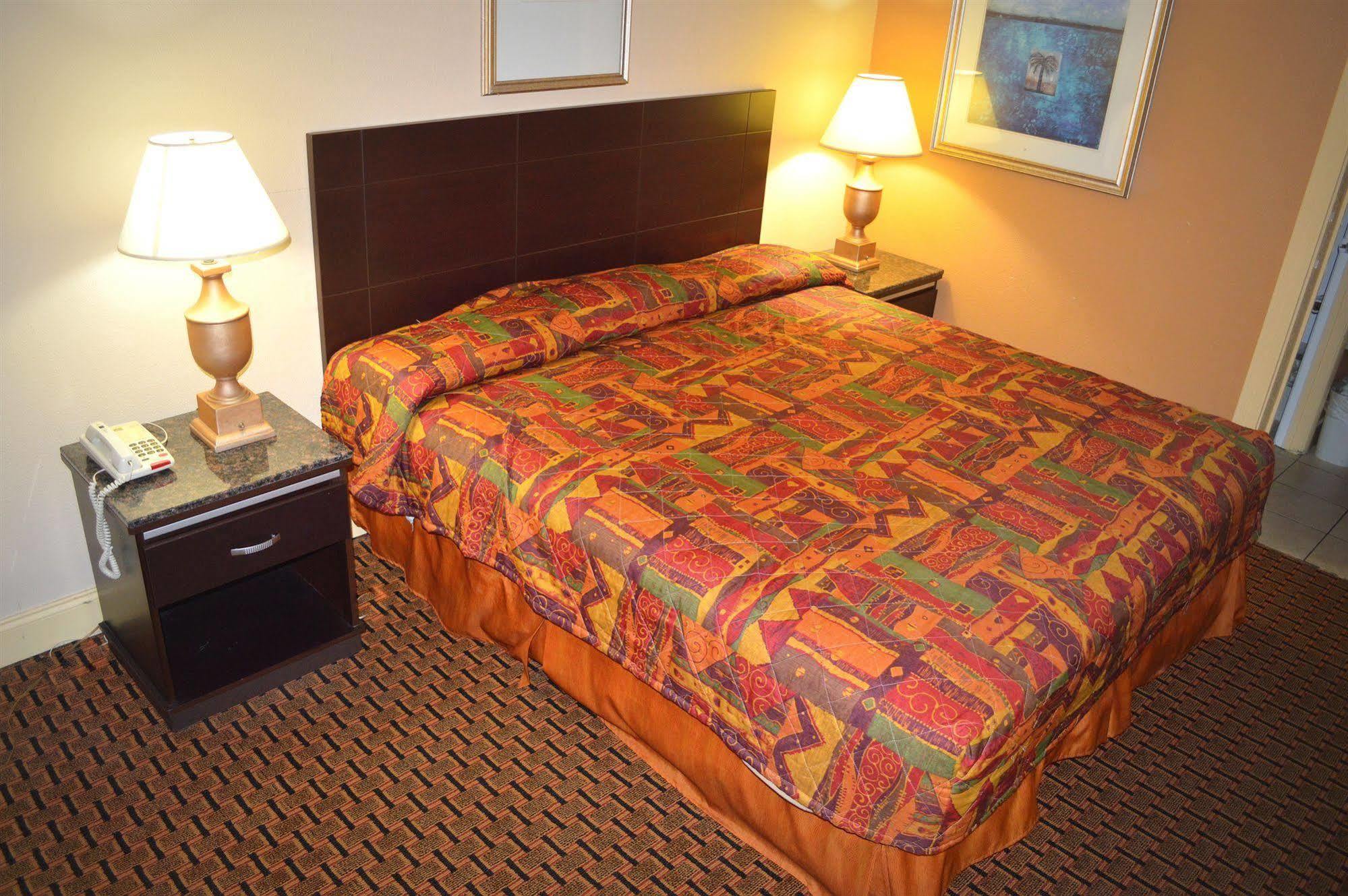 Parkway Inn Of Birmingham 3*