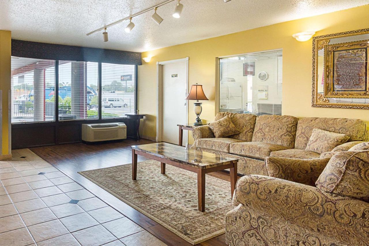 Hotel Parkway Inn Of Birmingham Fultondale