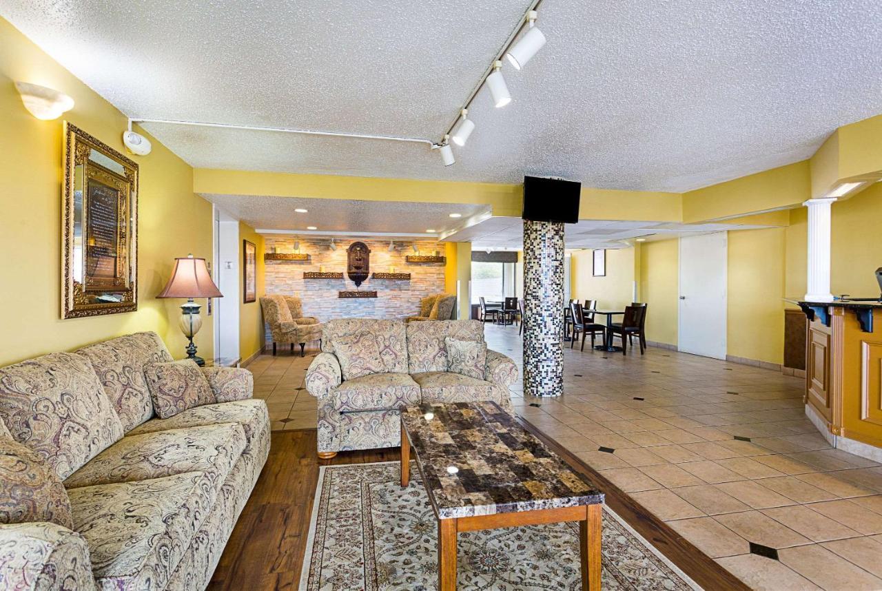 Hotel Parkway Inn Of Birmingham 3*